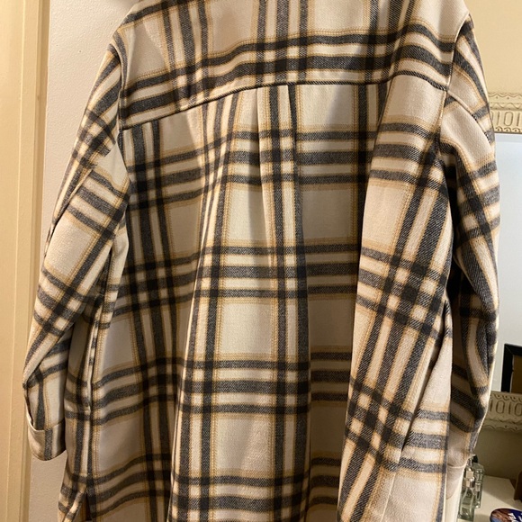 Plaid Shacket - Picture 4 of 5
